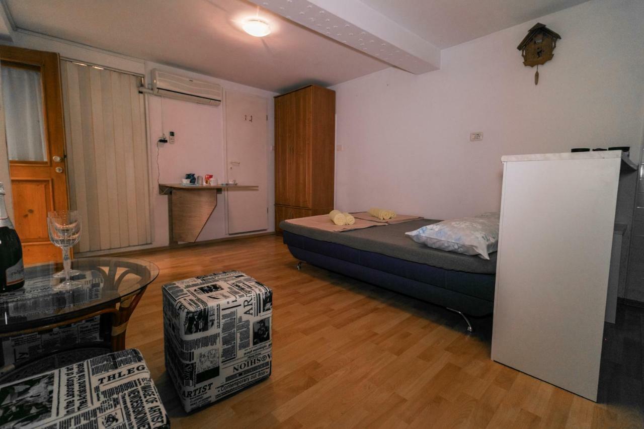 Fri Apartment Piran Luaran gambar